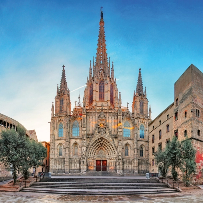 Poznámkový kalendár Barcelona 2026, 30 x 30 cm