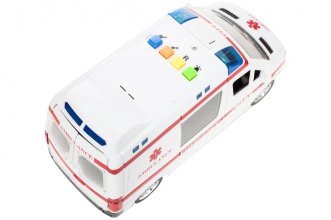 Ambulancia s Dᥣvukom a Pohonom 1:16