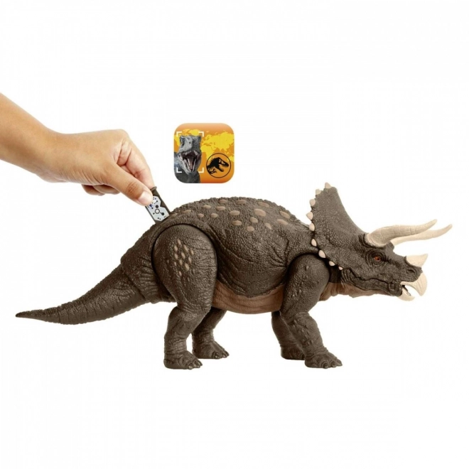 Figúrka Jurassic World Eko Triceratops Ochranca Prostredia