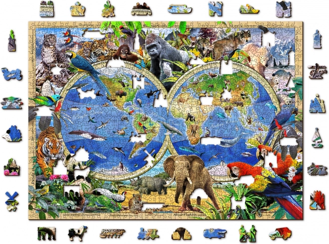 Drevené puzzle svetová mapa zvierat