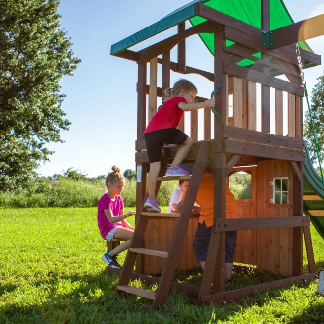 Drevené ihrisko s hojdačkami a šmykľavkou od Backyard