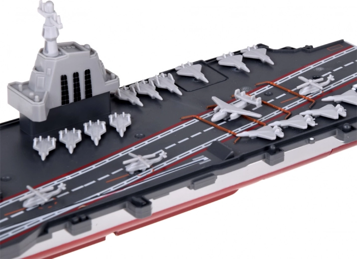 Detailná paluba s mini lietadlami