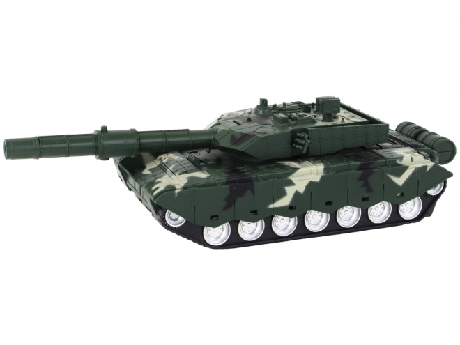 Zelený diaľkovo ovládaný vojenský tank RC