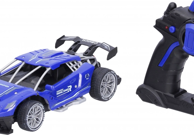 Závodné RC autíčko s dymovým efektom