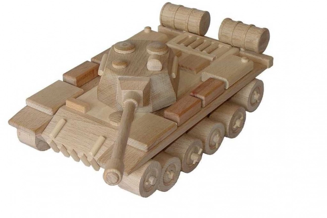 Drevený tank z bukového dreva