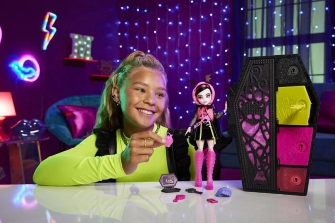 Panenka Monster High Skulltimate Secrets Neon