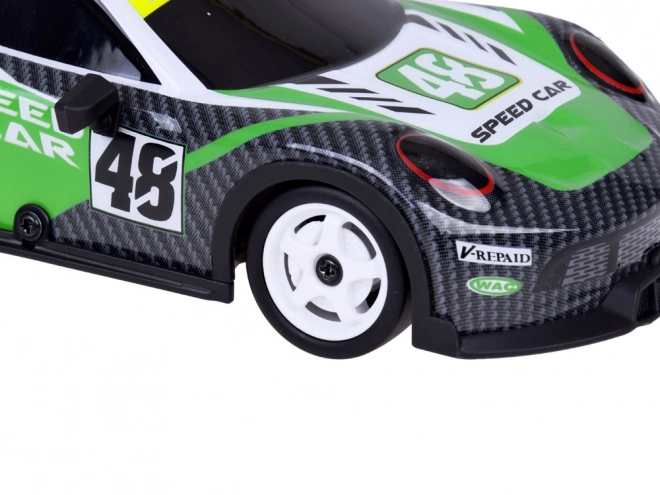 Závodné auto na driftovanie s diaľkovým ovládaním