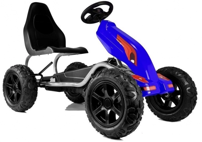 Gokart na pedále s modrými pneumatikami