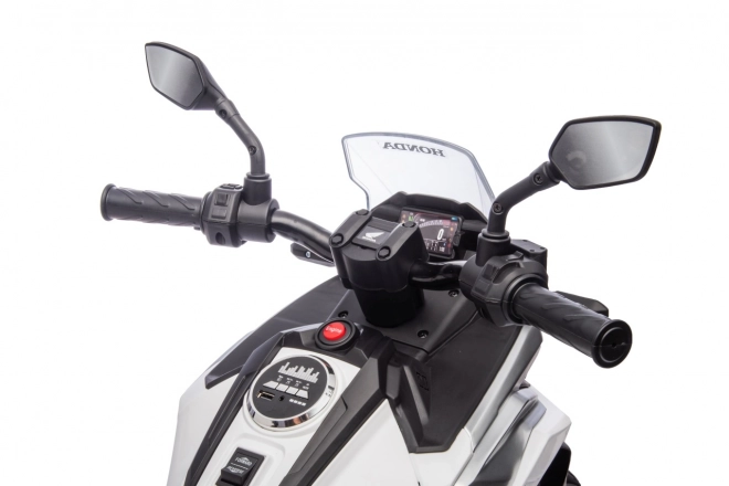 Motocykel Honda NC750X Biela