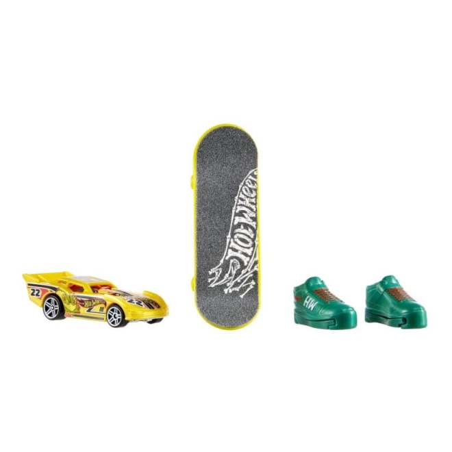 Kombinácia autíčka a fingerboardu