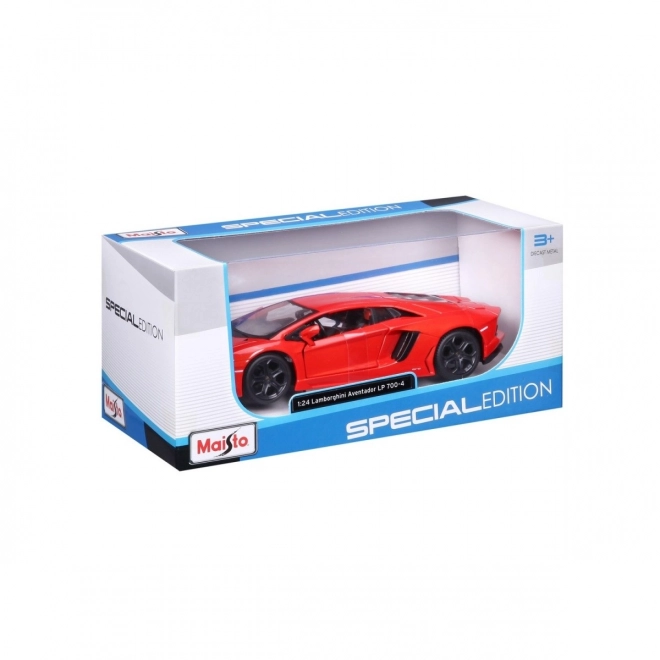 Kovový model Lamborghini Aventador Coupé 1:24