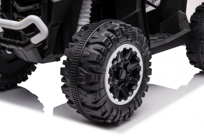 Biely akumulátorový quad