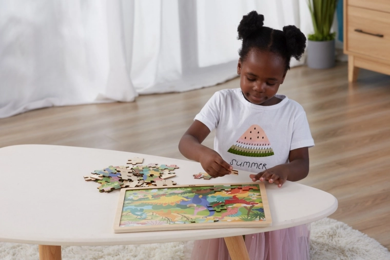 Stabilný drevený rám pre ľahké skladanie