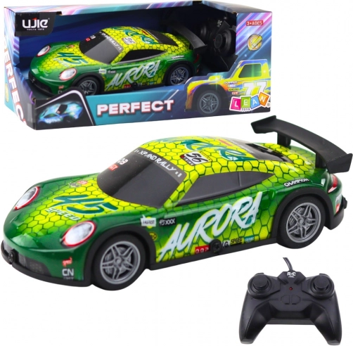 RC závodné auto so svietiacou karosériou, zelené