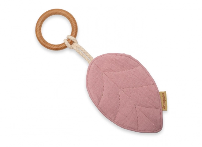 Kúsatko s lístkami New Baby Leaf ružové