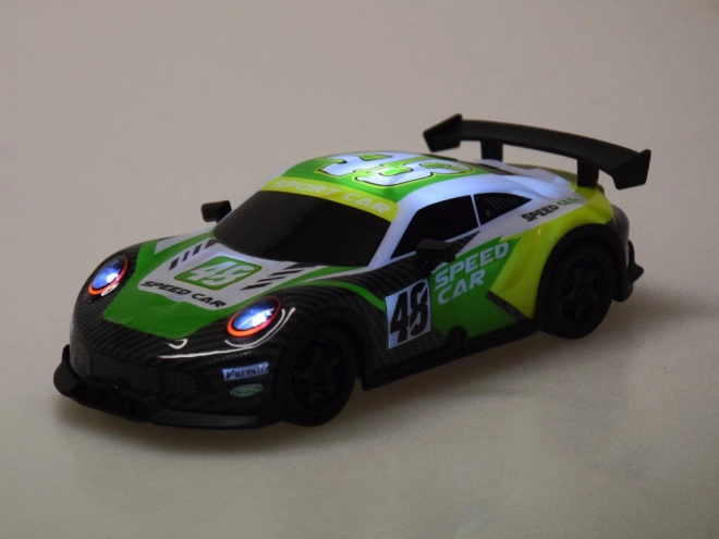 Závodné auto na driftovanie s diaľkovým ovládaním