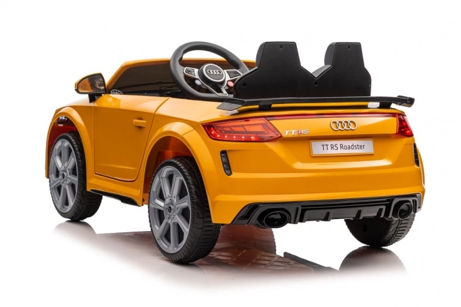 Elektrické auto Audi TT RS žlté