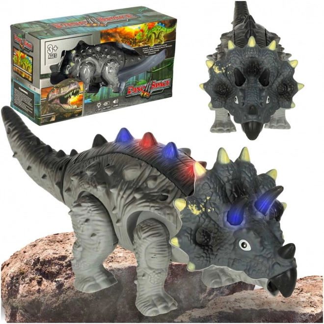 Interaktívny dinosaurus triceratops na batérie so zvukmi a svetlami