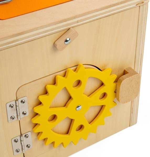 Bigjigs Toys Aktivita tabuľa Domček pre deti