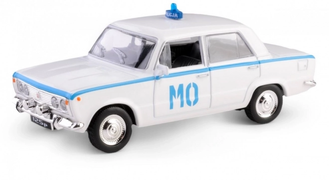 Historický model auta Fiat 125P MO