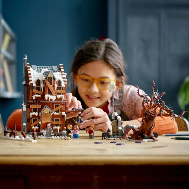 LEGO® Harry Potter™ 76407 Chrličova chalúpka a vrbový buster