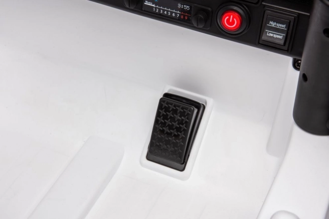 Auto na akumulátor Toyota FJ biele 4x4