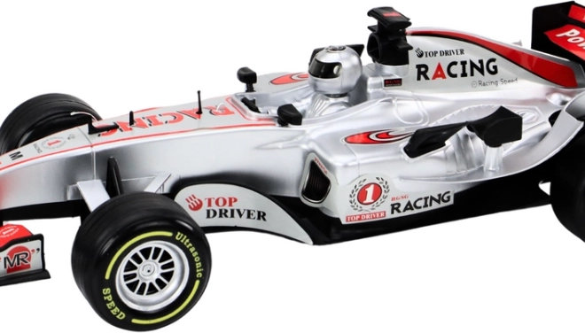 Realistický pretekársky dizajn F1