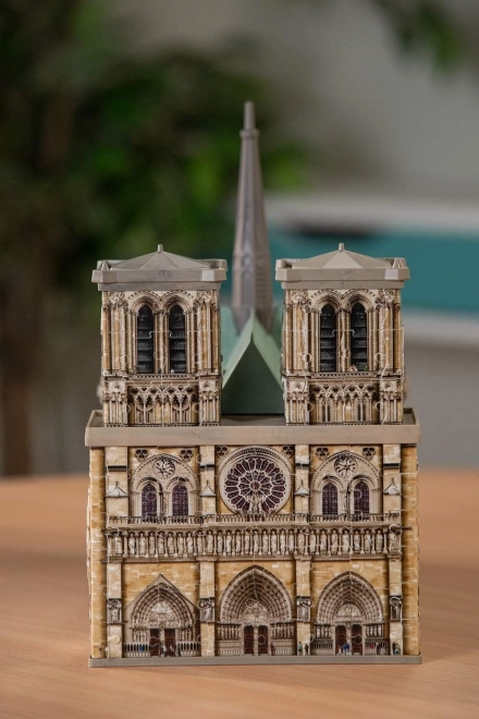 Ravensburger 3D puzzle Katedrála Notre-Dame, Paríž 349 dielikov