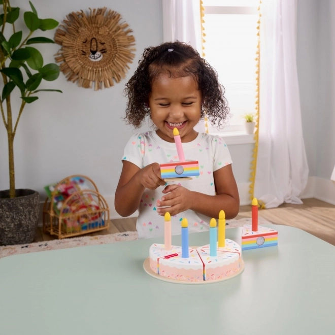 Drevená narodeninová torta Fisher-Price