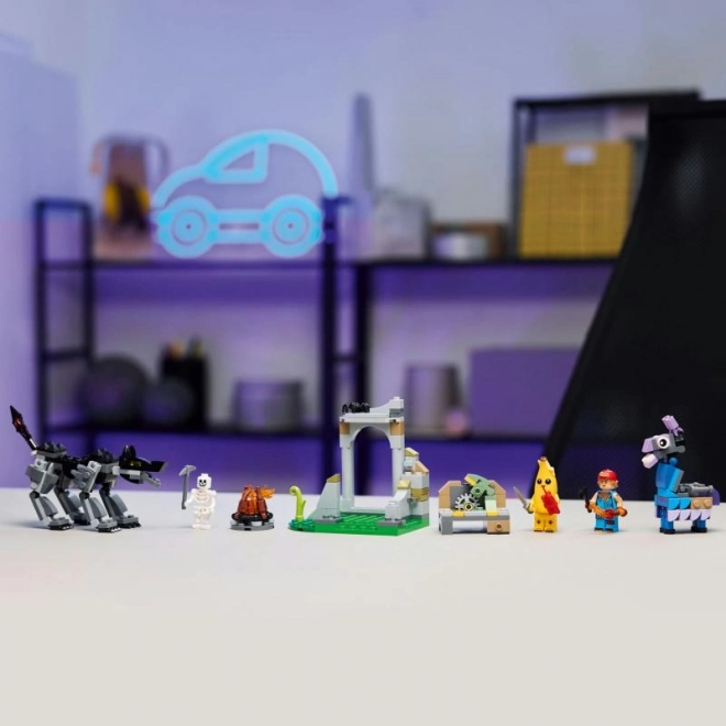 LEGO Fortnite Peely a Sparkplug Táborisko