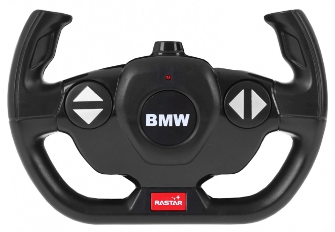 Biele BMW M4 kupé z diaľkovým ovládaním 1:14 – Červené