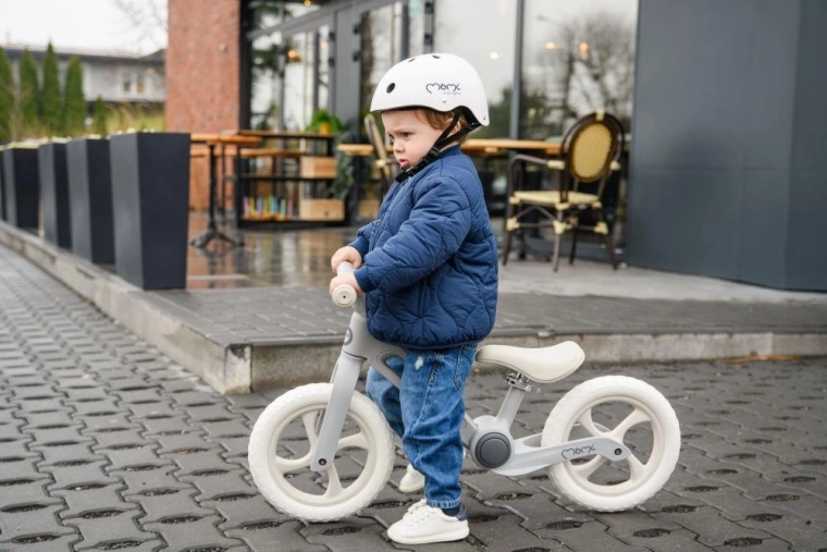 Ľahký a odolný nylonový rám