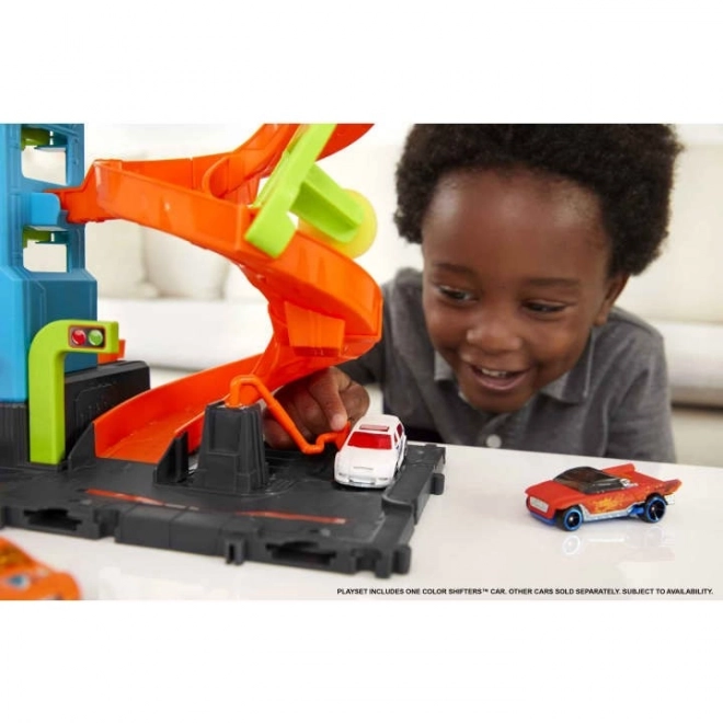 Hot Wheels City Automyčka So Špirálou