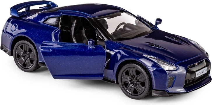 Otváracie dvere a detailný interiér