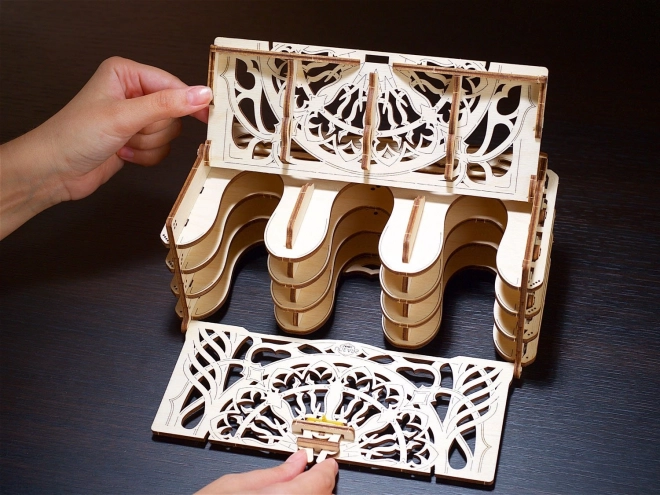 Stojan na karty Ugears 3D puzzle