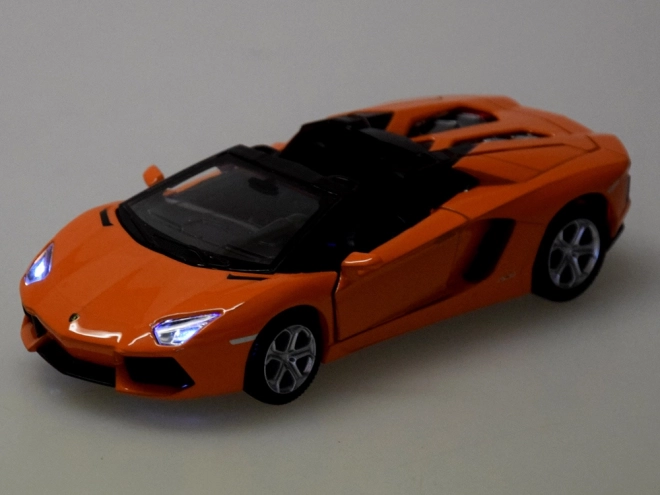 Kovový model Lamborghini Aventador Roadster 1:32