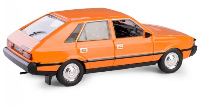 Diecast model Polonez z obdobia PRL - Oranžový