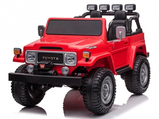Detské elektrické auto Toyota Land Cruiser – Červená