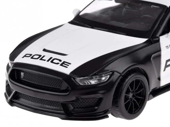 Policajné auto Ford Shelby GT350 s efektmi