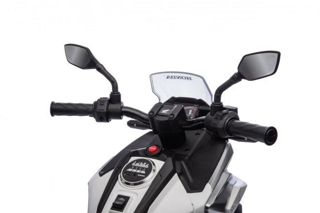 Motocykel Honda NC750X Biela