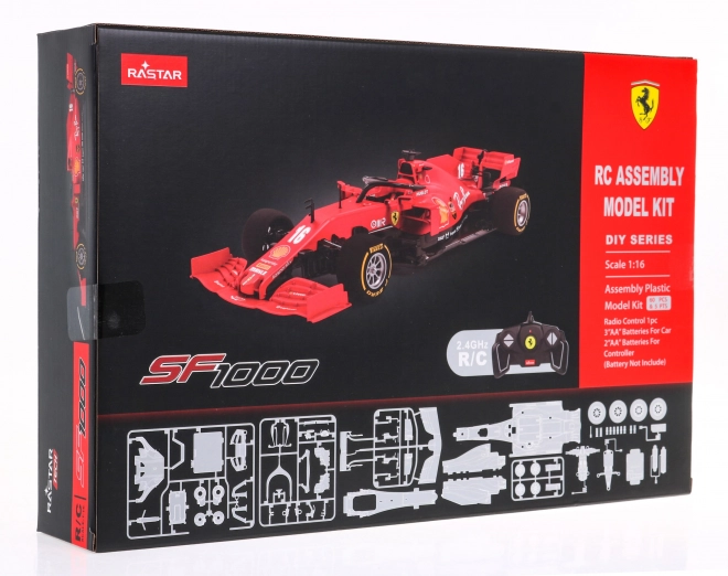 Závodný model Ferrari SF1000 červený