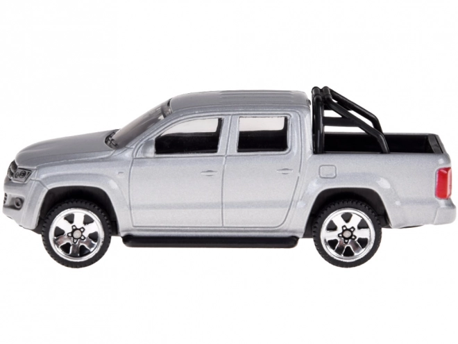 Licencované kovové autíčko Volkswagen Amarok 1:64