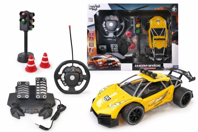 Auto R/C s volantom a pedálmi