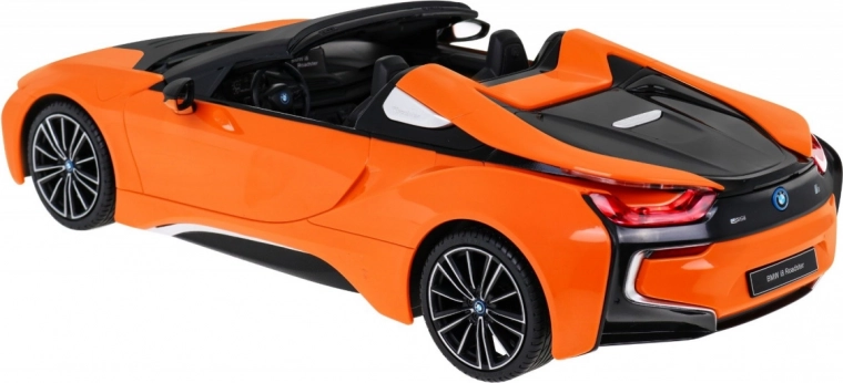 Verná replika BMW i8 Roadster