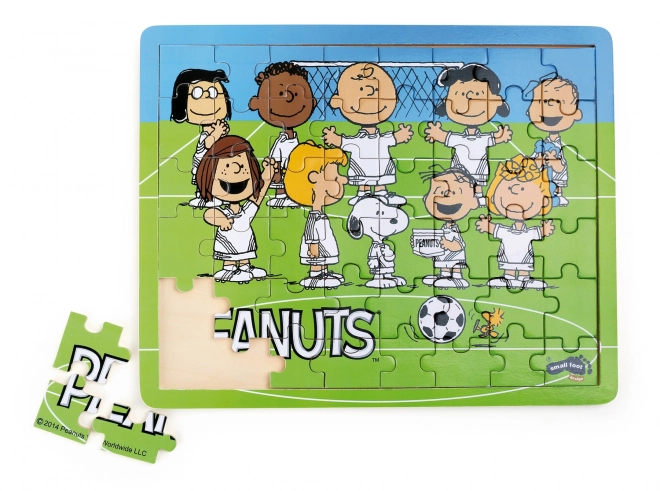 Small Foot Drevené puzzle Peanuts futbal
