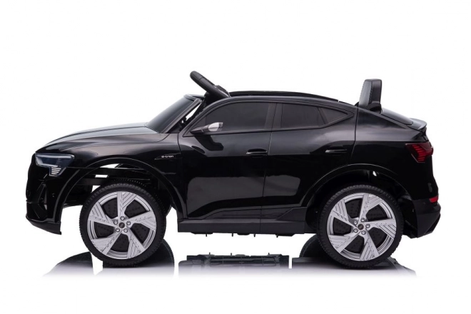Auto na akumulátor Audi E-Tron čierne