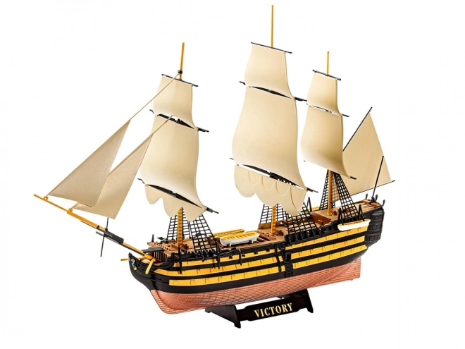 Model plastového lode HMS Victory