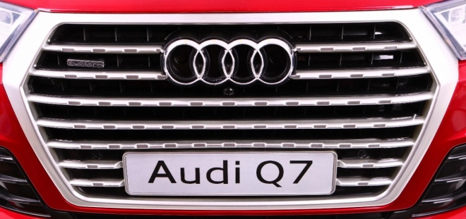 Audi Q7 S-Line na akumulator červený