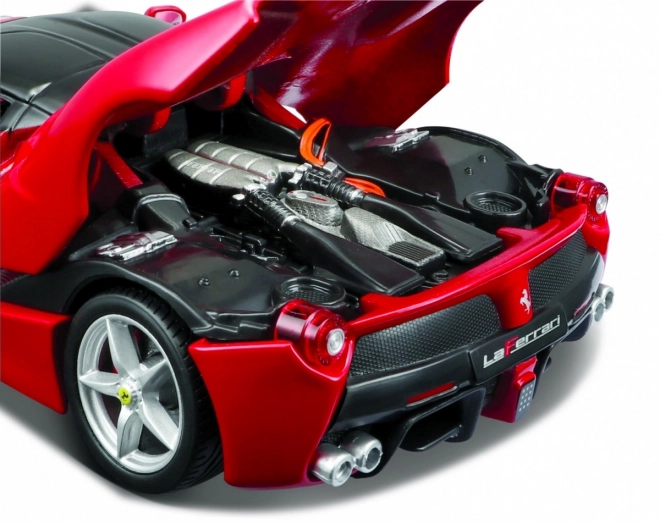 Model Ferrari LaFerrari kovový červený 1:24