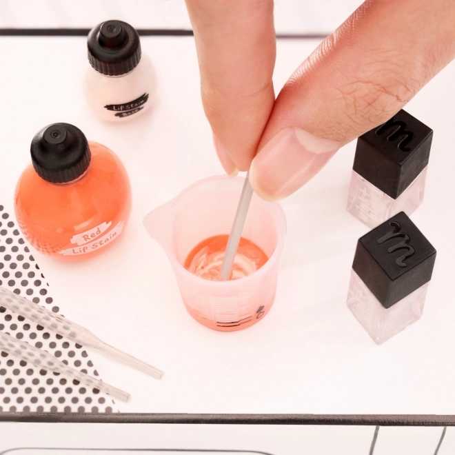 Figúrky Miniverse - Vytvorte si Mini Makeup Display